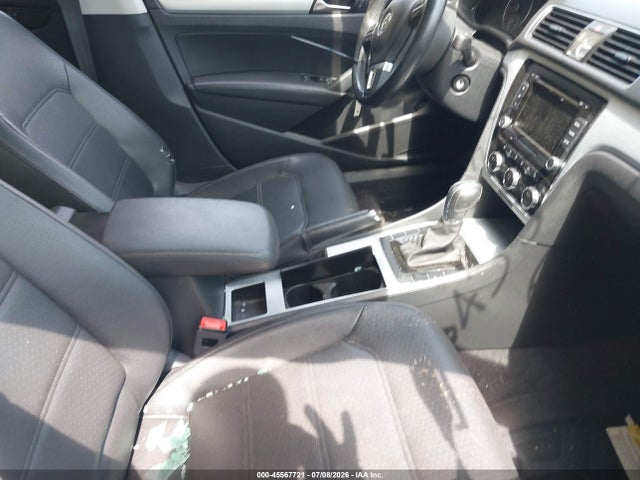 Продаж на аукціоні авто 2012 Volkswagen Passat 2.5l Se, vin: 1VWBH7A30CC027847, номер лоту: 45567721