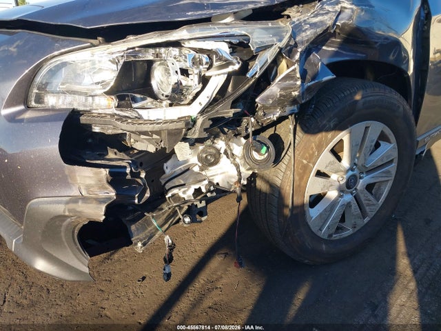 Subaru Outback 2.5i Premium 2015 4S4BSACC6F3318870 Image 18