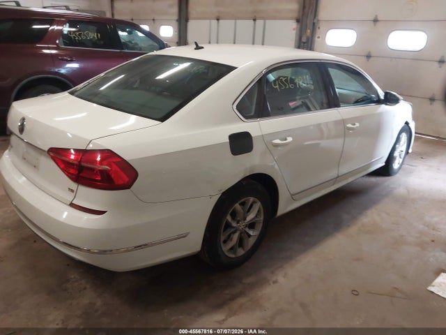45567816 :رقم المزاد ، 1VWAT7A36GC005884 vin ، 2016 Volkswagen Passat 1.8t S مزاد بيع