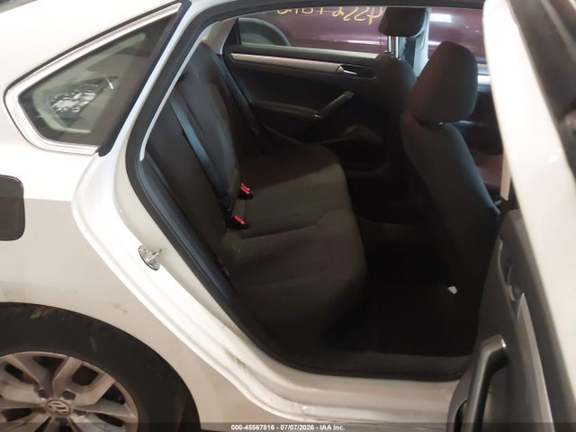 45567816 :رقم المزاد ، 1VWAT7A36GC005884 vin ، 2016 Volkswagen Passat 1.8t S مزاد بيع