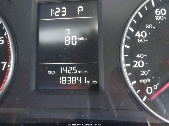 1VWAT7A37FC110156 Volkswagen Passat 1.8t Limited Edition