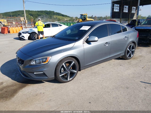 Продажа на аукционе авто 2016 Volvo S60 T5 R-design Special Edition, vin: YV126MFP0G2397477, номер лота: 45567973