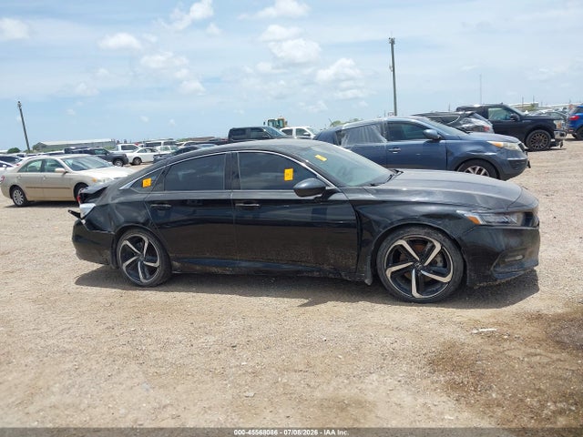 Auction sale of the 2018 Honda Accord Sport, vin: 1HGCV1F36JA250278, lot number: 45568086