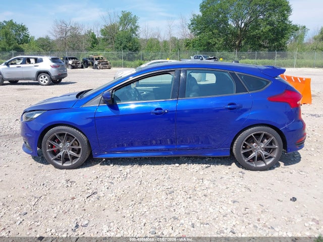Ford FOCUS ST 2015 1FADP3L96FL229000 Image 14