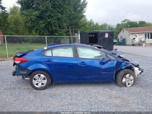 Auction sale of the 2018 Kia Forte Lx, vin: 3KPFK4A75JE185274, lot number: 45568182