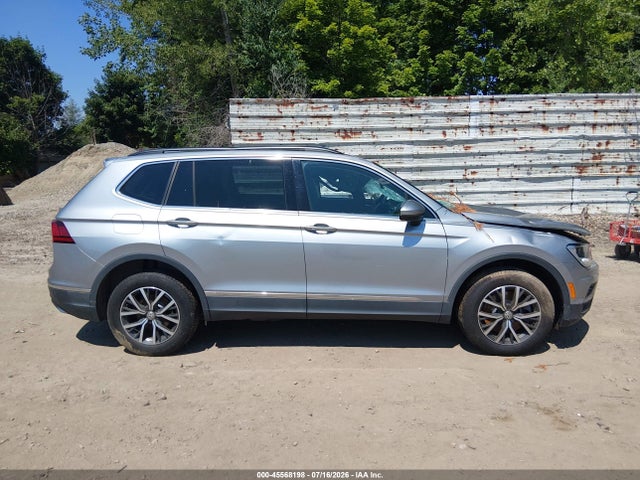 45568198 :رقم المزاد ، 3VV2B7AXXLM121046 vin ، 2020 Volkswagen Tiguan 2.0t Se/2.0t Se R-line Black/2.0t Sel مزاد بيع
