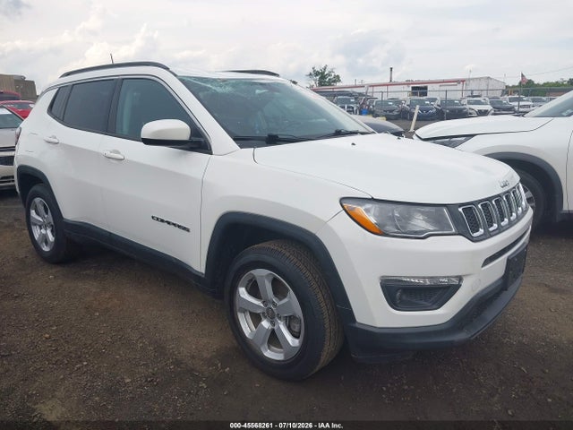 45568261 :رقم المزاد ، 3C4NJDBB9MT599000 vin ، 2021 Jeep Compass Latitude 4x4 مزاد بيع