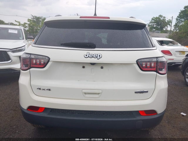 45568261 :رقم المزاد ، 3C4NJDBB9MT599000 vin ، 2021 Jeep Compass Latitude 4x4 مزاد بيع