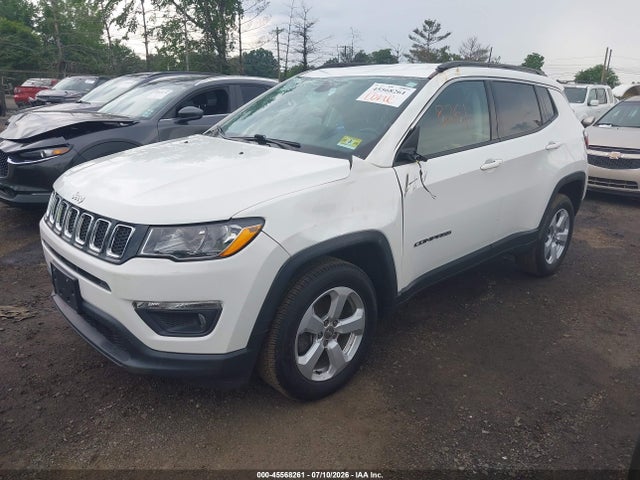 45568261 :رقم المزاد ، 3C4NJDBB9MT599000 vin ، 2021 Jeep Compass Latitude 4x4 مزاد بيع