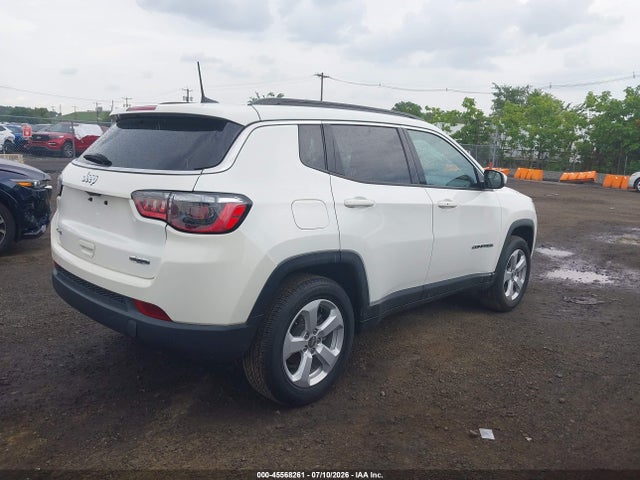 45568261 :رقم المزاد ، 3C4NJDBB9MT599000 vin ، 2021 Jeep Compass Latitude 4x4 مزاد بيع