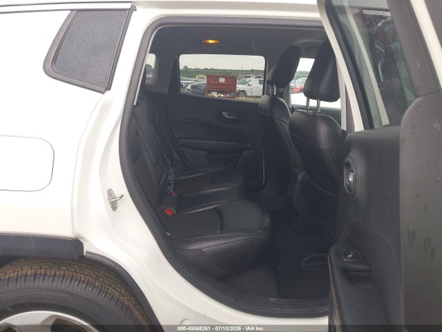 45568261 :رقم المزاد ، 3C4NJDBB9MT599000 vin ، 2021 Jeep Compass Latitude 4x4 مزاد بيع