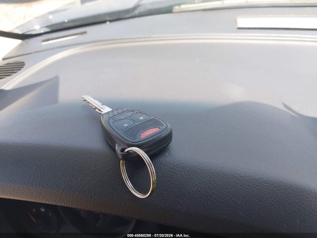 2016 Jeep Patriot Latitude მანქანა იყიდება აუქციონზე, vin: 1C4NJPFB6GD562461, აუქციონის ნომერი: 45568298