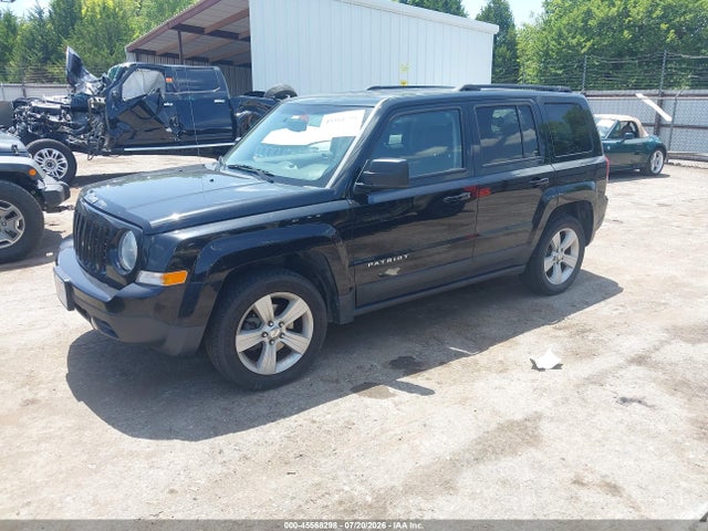 2016 Jeep Patriot Latitude მანქანა იყიდება აუქციონზე, vin: 1C4NJPFB6GD562461, აუქციონის ნომერი: 45568298