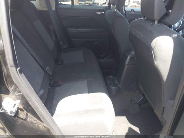 2016 Jeep Patriot Latitude მანქანა იყიდება აუქციონზე, vin: 1C4NJPFB6GD562461, აუქციონის ნომერი: 45568298