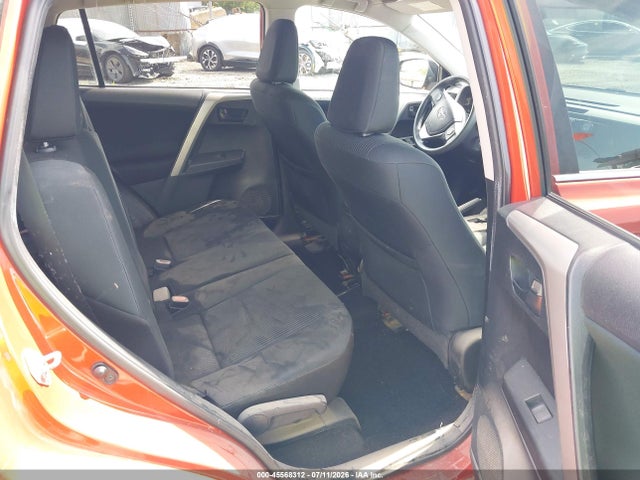 Toyota RAV4 LE 2016 2T3BFREV8GW485302 Image 8