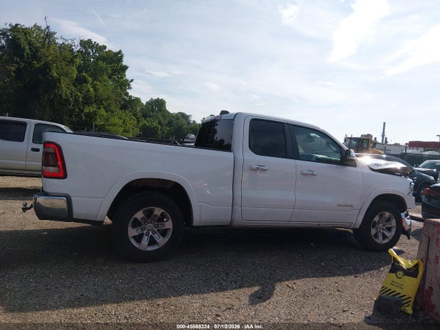 2020 Ram 1500 Laramie  4x4 6'4 Box მანქანა იყიდება აუქციონზე, vin: 1C6SRFDT2LN227484, აუქციონის ნომერი: 45568324
