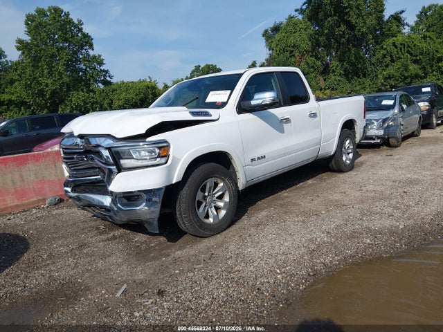 2020 Ram 1500 Laramie  4x4 6'4 Box მანქანა იყიდება აუქციონზე, vin: 1C6SRFDT2LN227484, აუქციონის ნომერი: 45568324