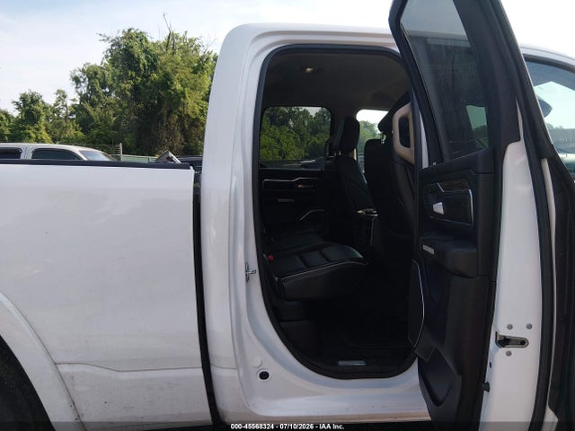 2020 Ram 1500 Laramie  4x4 6'4 Box მანქანა იყიდება აუქციონზე, vin: 1C6SRFDT2LN227484, აუქციონის ნომერი: 45568324