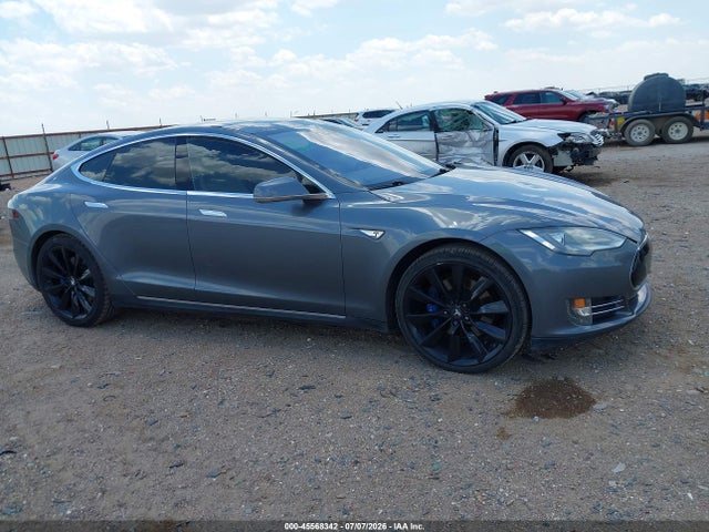 5YJSA1H17EFP32109 Tesla Model S P85