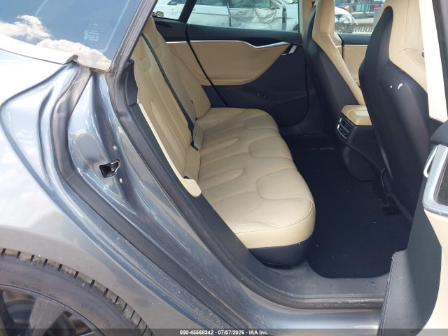 5YJSA1H17EFP32109 Tesla Model S P85