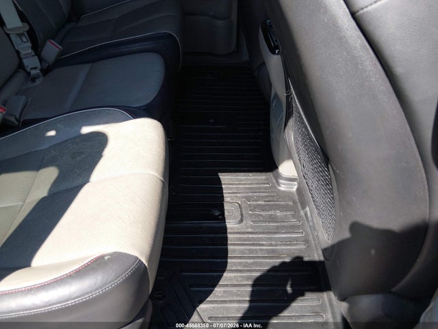 Продажа на аукционе авто 2017 Kia Sedona Ex, vin: KNDMC5C16H6292546, номер лота: 45568350