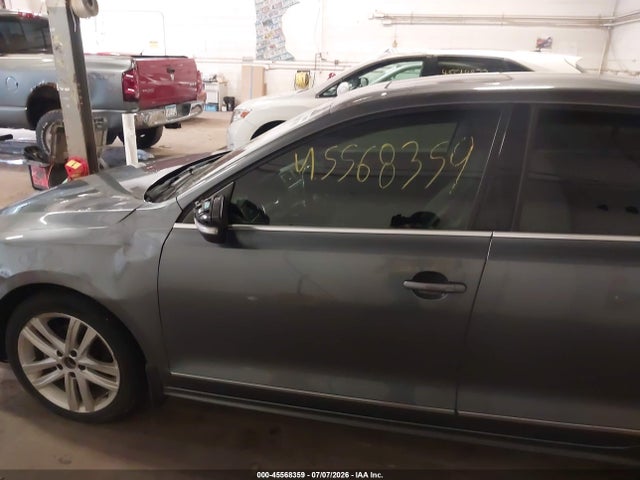2017 Volkswagen Jetta 1.8t Sel/1.8t Sel Premium მანქანა იყიდება აუქციონზე, vin: 3VWL17AJ5HM367184, აუქციონის ნომერი: 45568359