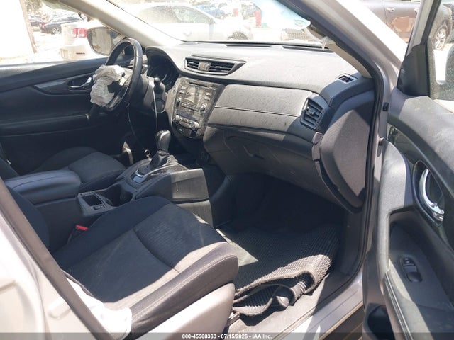 JN8AT2MT6HW393057 Nissan ROGUE SV
