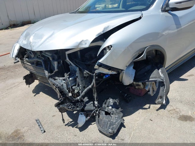 JN8AT2MT6HW393057 Nissan ROGUE SV