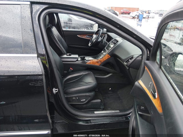 Продажа на аукционе авто 2017 Lincoln Mkx Reserve, vin: 2LMPJ6LR9HBL38872, номер лота: 45568371