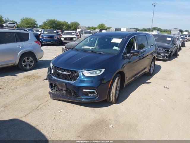 Chrysler Pacifica Touring L Awd 2023 2C4RC3BG6PR570613 Image 2
