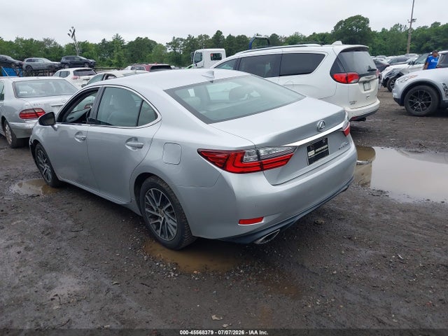 2017 Lexus Es 350 მანქანა იყიდება აუქციონზე, vin: 58ABK1GG8HU074447, აუქციონის ნომერი: 45568379