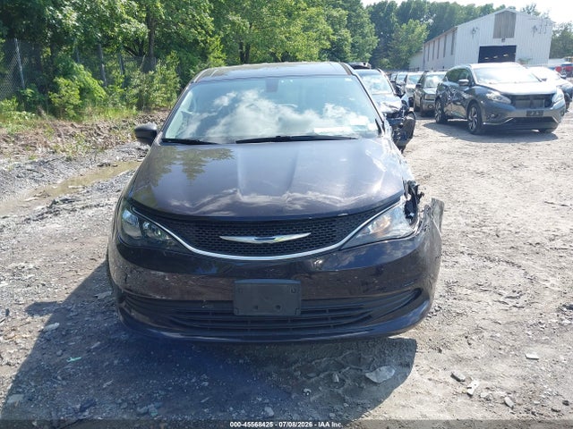 45568425 :رقم المزاد ، 2C4RC1DG2HR611502 vin ، 2017 Chrysler Pacifica Touring مزاد بيع