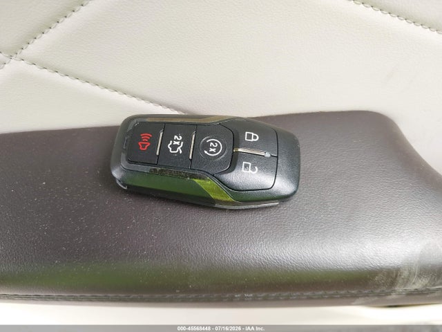 45568448 :رقم المزاد ، 5LMCJ1A98FUJ07823 vin ، 2015 Lincoln Mkc مزاد بيع