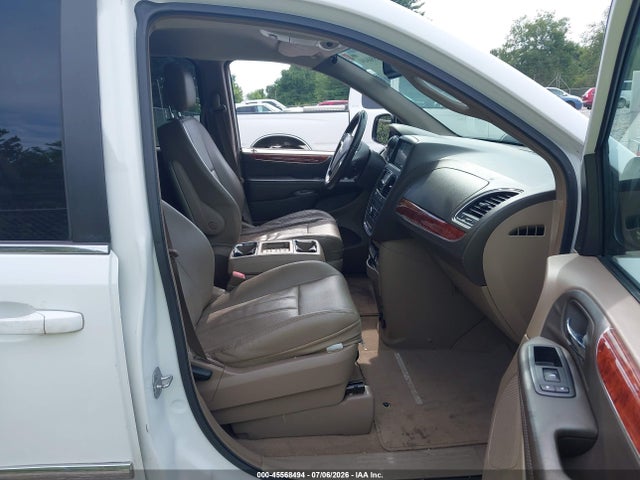 2C4RC1BG7ER272265 Chrysler Town &amp; Country Touring