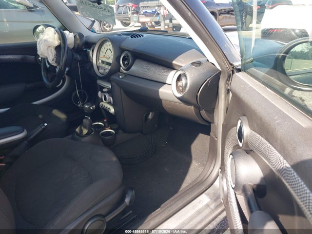 Продаж на аукціоні авто 2010 Mini Cooper S, vin: WMWMF7C58ATW89394, номер лоту: 45568518