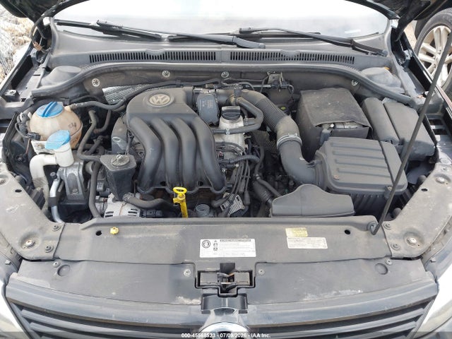 2014 Volkswagen Jetta 2.0l S მანქანა იყიდება აუქციონზე, vin: 3VW2K7AJ2EM406785, აუქციონის ნომერი: 45568523