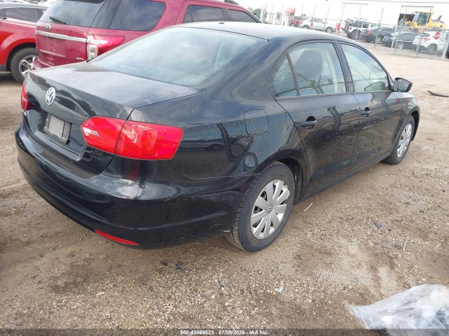 2014 Volkswagen Jetta 2.0l S მანქანა იყიდება აუქციონზე, vin: 3VW2K7AJ2EM406785, აუქციონის ნომერი: 45568523