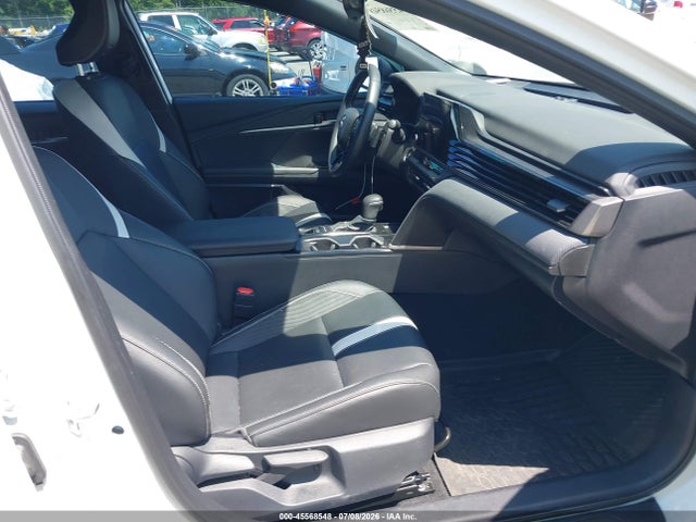 Toyota CAMRY SE 2025 4T1DAACK9SU150424 Image 5