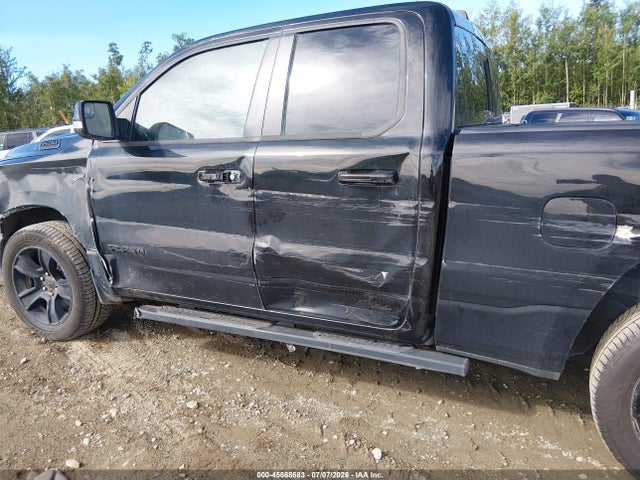 1C6SRFBT8NN362975 RAM 1500 Big Horn 4x4 6&#039;4 Box