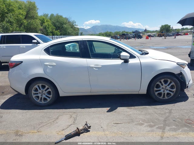 Scion IA 2016 3MYDLBZVXGY134342 Image 13