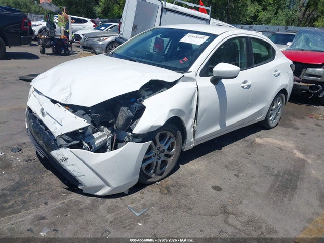 Scion IA 2016 3MYDLBZVXGY134342 Image 2