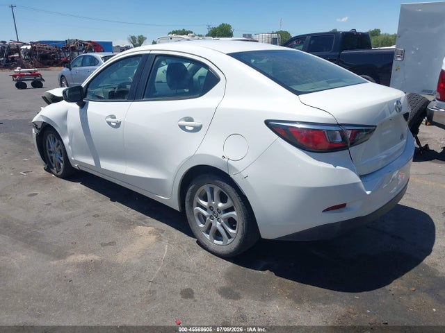 Scion IA 2016 3MYDLBZVXGY134342 Image 3