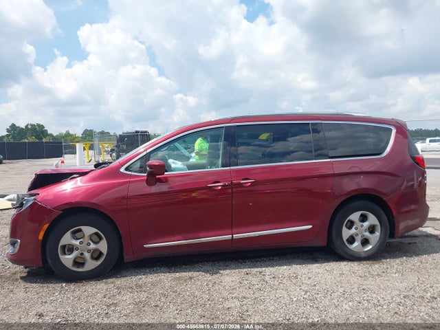 2017 Chrysler Pacifica Touring-l Plus მანქანა იყიდება აუქციონზე, vin: 2C4RC1EG4HR543590, აუქციონის ნომერი: 45568615
