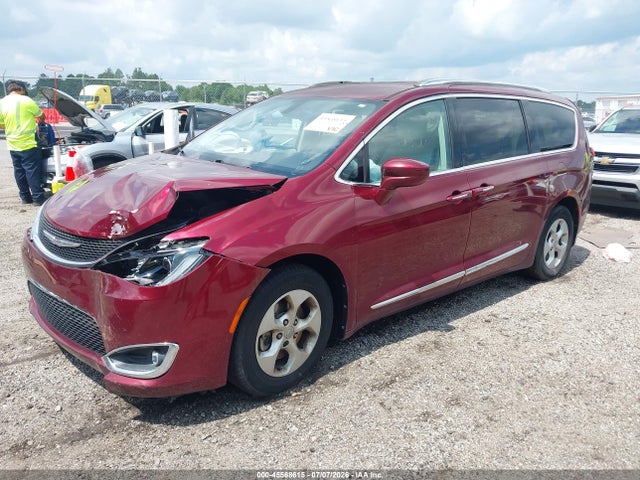 2017 Chrysler Pacifica Touring-l Plus მანქანა იყიდება აუქციონზე, vin: 2C4RC1EG4HR543590, აუქციონის ნომერი: 45568615