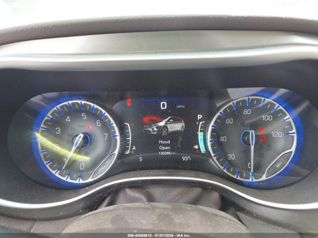 2017 Chrysler Pacifica Touring-l Plus მანქანა იყიდება აუქციონზე, vin: 2C4RC1EG4HR543590, აუქციონის ნომერი: 45568615