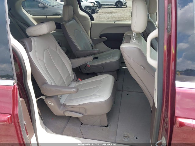 2017 Chrysler Pacifica Touring-l Plus მანქანა იყიდება აუქციონზე, vin: 2C4RC1EG4HR543590, აუქციონის ნომერი: 45568615