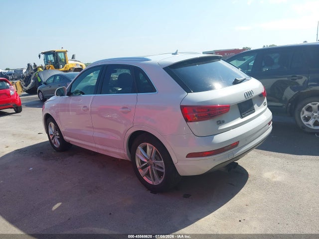 45568620 :رقم المزاد ، WA1JCCFS0HR001320 vin ، 2017 Audi Q3 2.0t Premium مزاد بيع