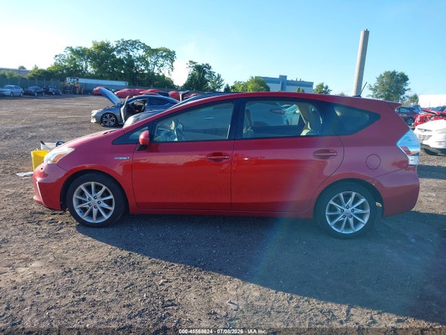 Toyota Prius V Five 2014 JTDZN3EU3E3320313 Image 13