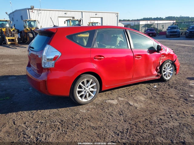 JTDZN3EU3E3320313 Toyota Prius V Five
