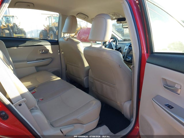 Toyota Prius V Five 2014 JTDZN3EU3E3320313 Image 8